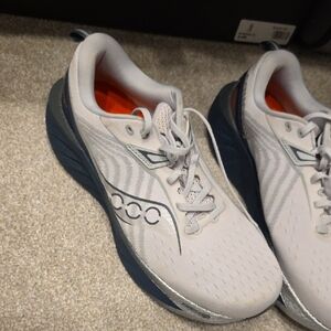 Saucony Running Athletic Shoes Gray and Blue Mesh Design